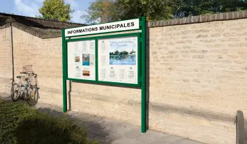 Visuel de Post-Mounted External Notice Boards