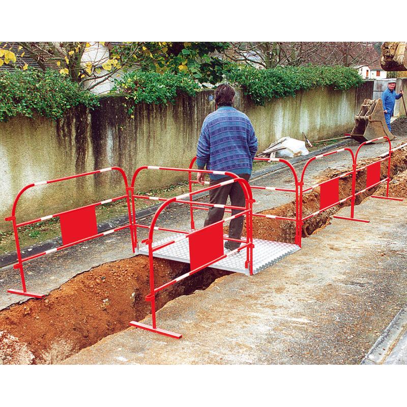 Site safety barrier – steel-1