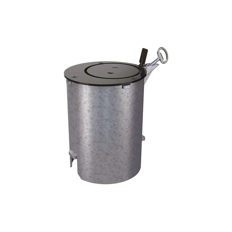 Lockable socket for bollard