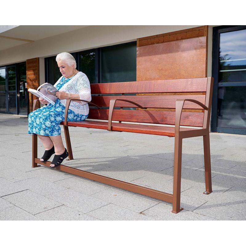 Sitzbank Silaos® für Senioren - Sitzbänke - Aussenmobiliar