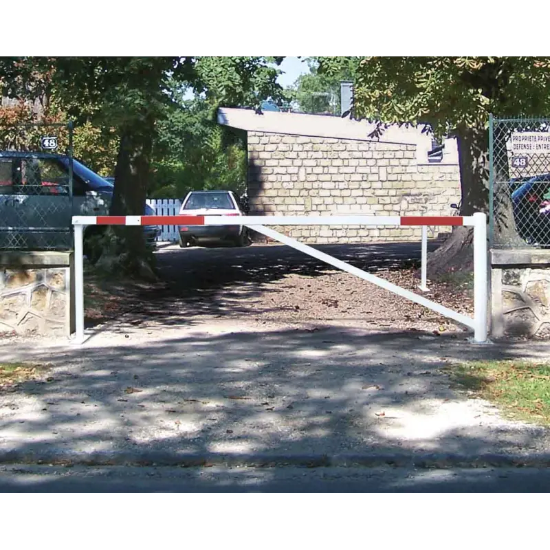 Universal Swivel Barrier